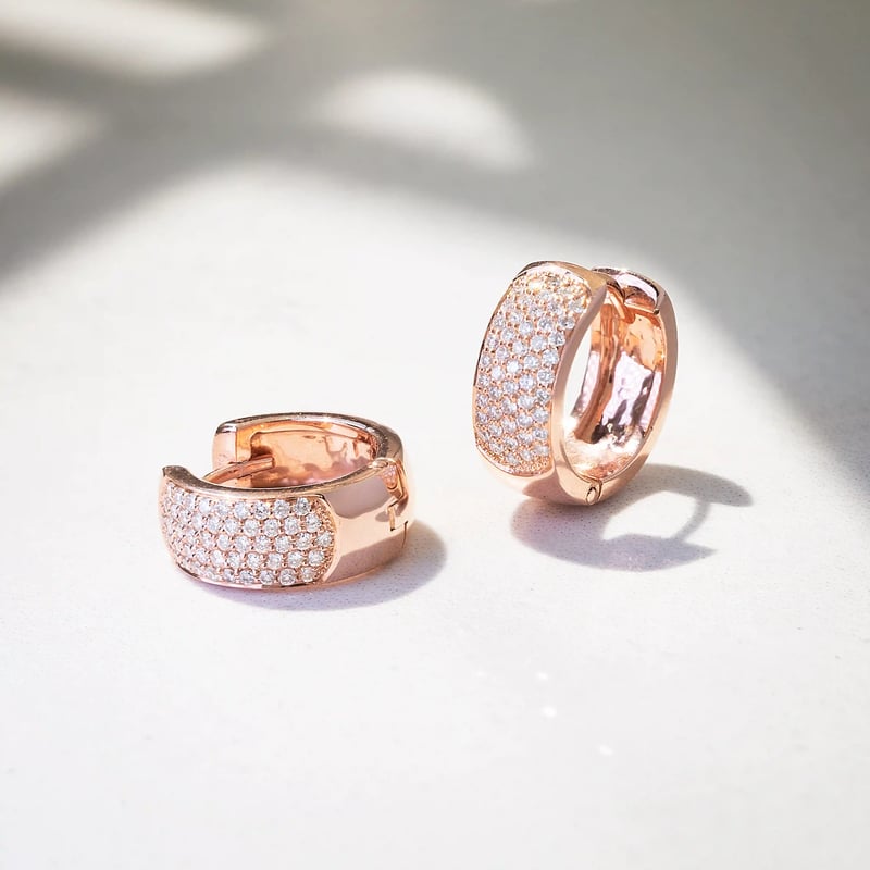 how to style rose gold jewellery